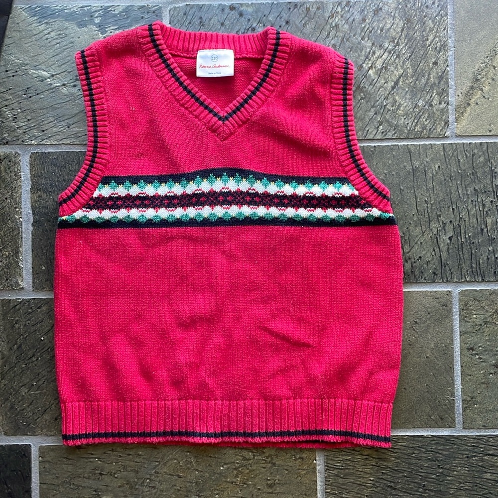 Sweet little v-neck vest